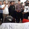 Perawat Polewali Mandar melakukan aksi demonstrasi
