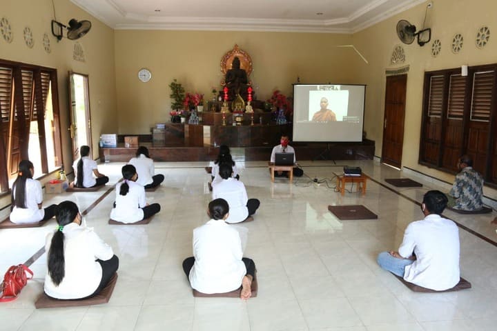Umat Buddha Prov. Sulawesi Barat kembali menggelar kegiatan ibadah