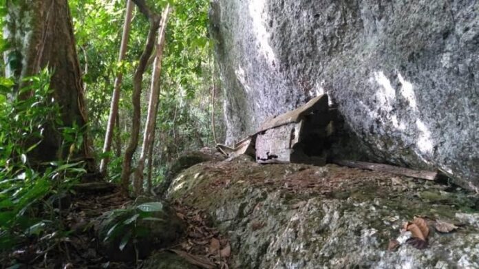 Peti tempat mayat di letakkan. Foto Tim Ekspedisi Pattae.com tahun 2018