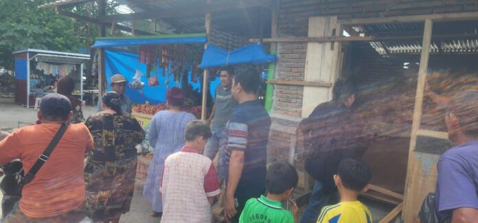 Aksi Perusakan KIOS di Pasar Campalagian