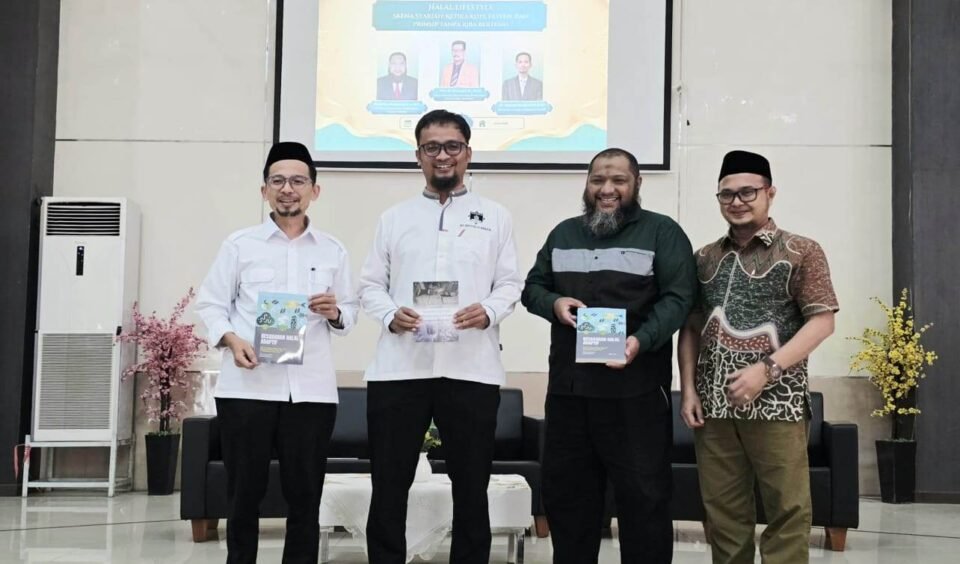 kegiatan National Halal Fair dengan mengangkat tema “Halal Lifestyle: Skena Syariah Ketika Kopi, Fesyen, dan Prinsip Tanpa Riba Bertemu” Kegiatan ini berlangsung pada Jumat, 6 Maret 2026 pukul 08.30 WITA di Aula FEBI UIN Alauddin Makassar.