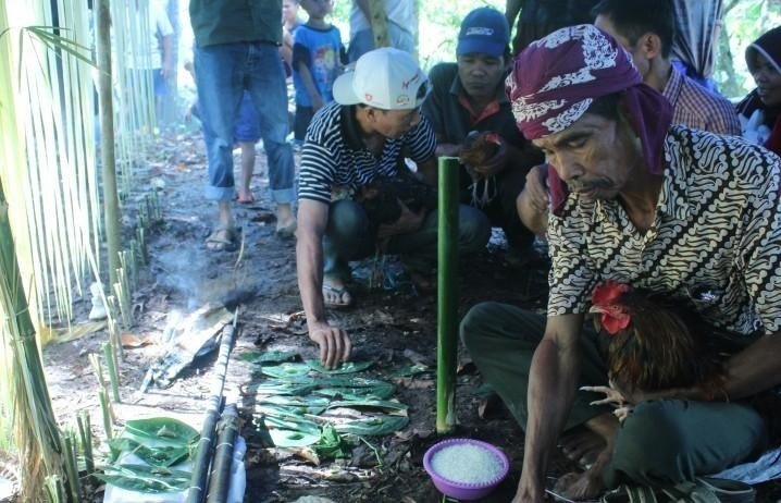 Proses Ritual Mimalaq Pakka Masayarakat Pattae