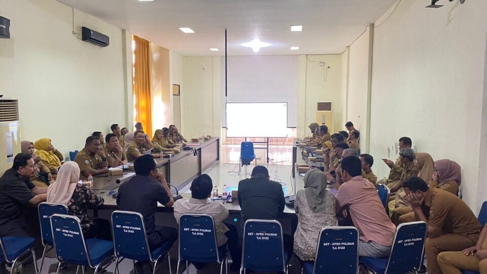 Rapat Panitia Khusus (Pansus) DPRD Polewali Mandar (Polman)