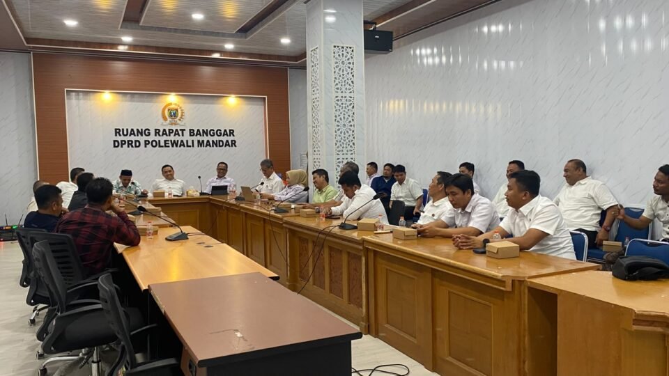 Dengar Pendapat